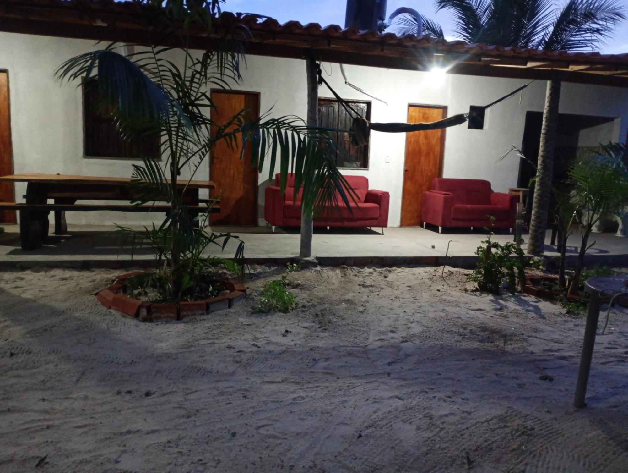 Hostel E Camping Na Rua Das Flores Santo Amaro do Maranhao Dış mekan fotoğraf