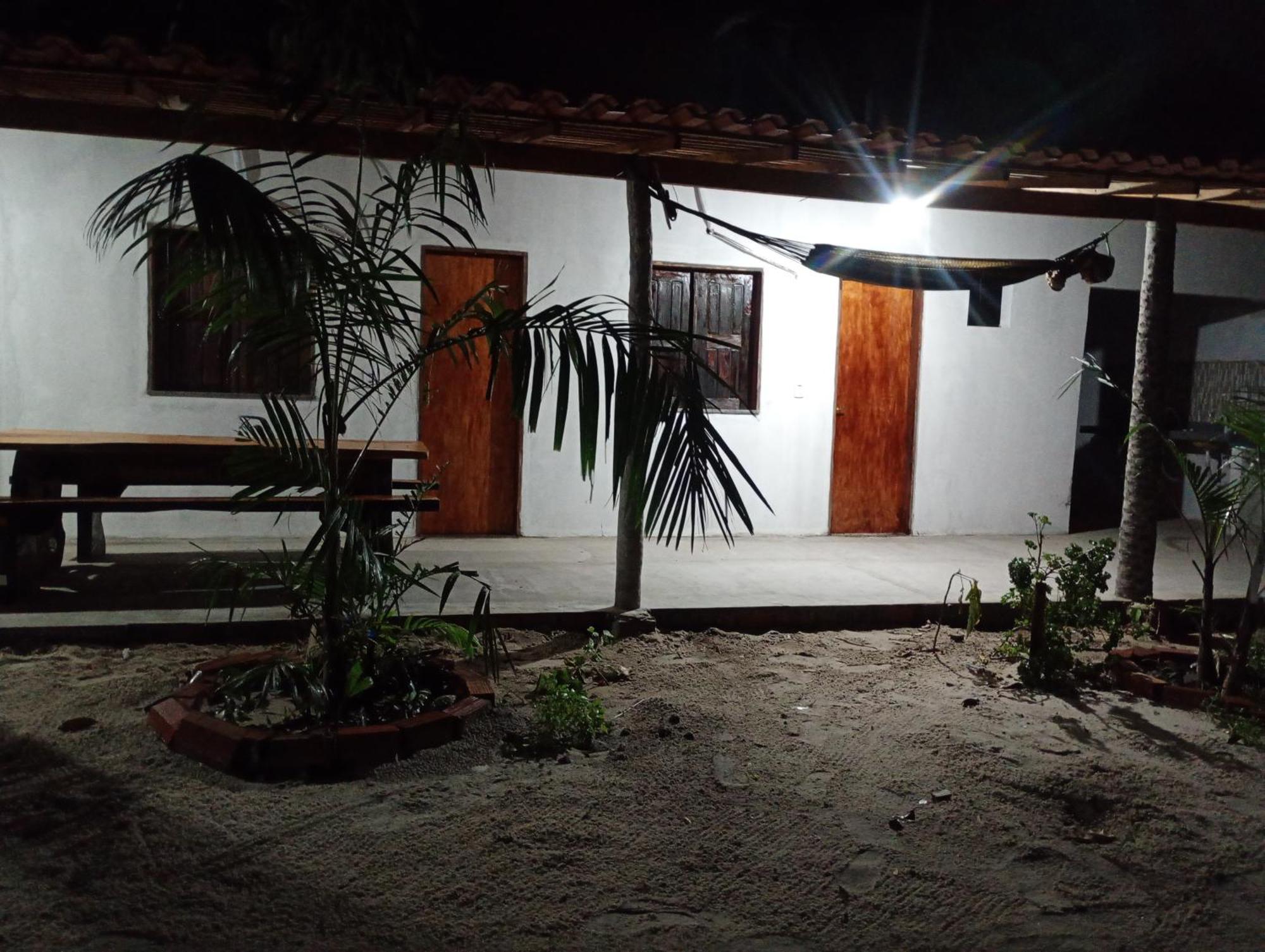 Hostel E Camping Na Rua Das Flores Santo Amaro do Maranhao Dış mekan fotoğraf