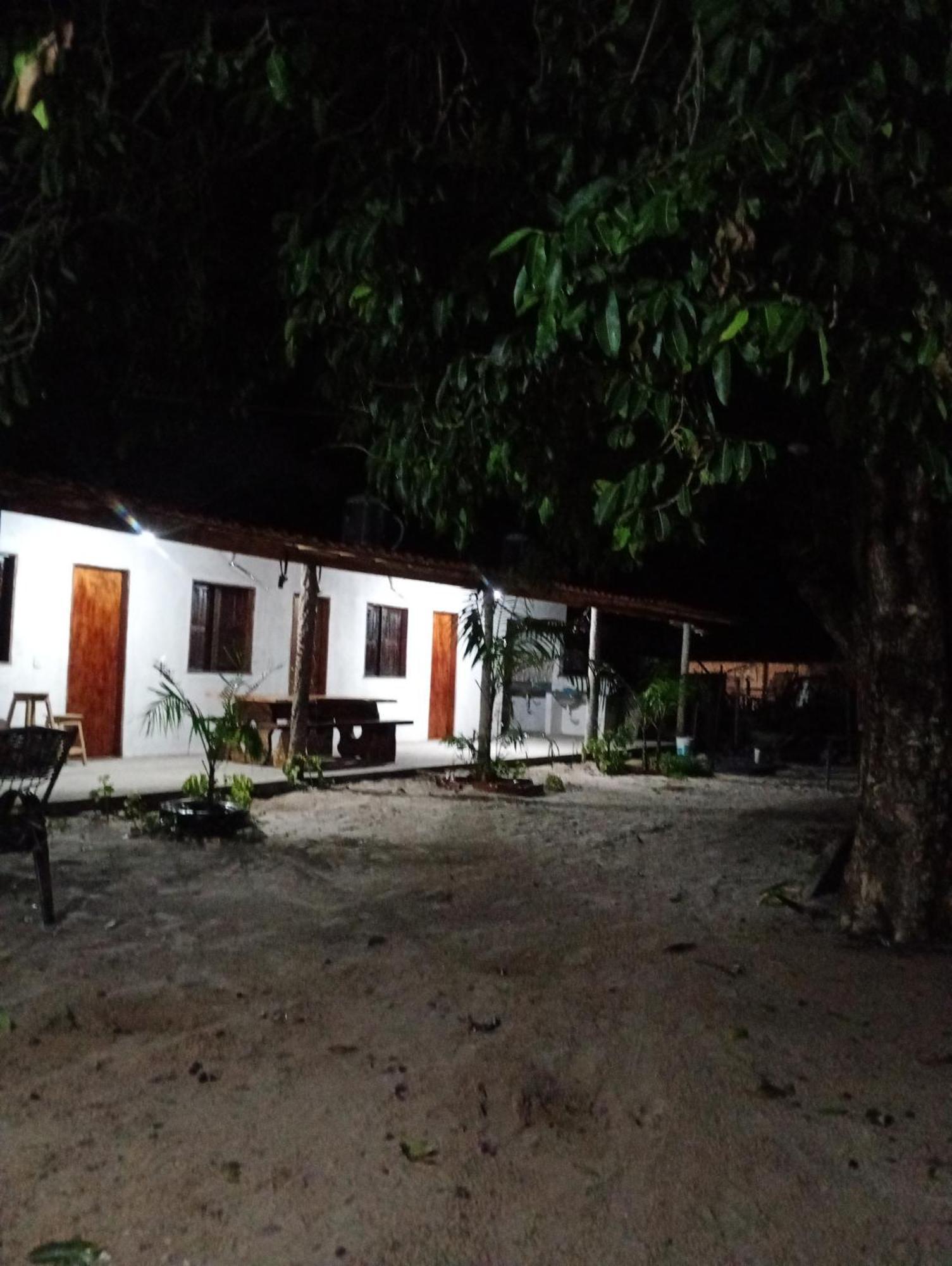 Hostel E Camping Na Rua Das Flores Santo Amaro do Maranhao Dış mekan fotoğraf