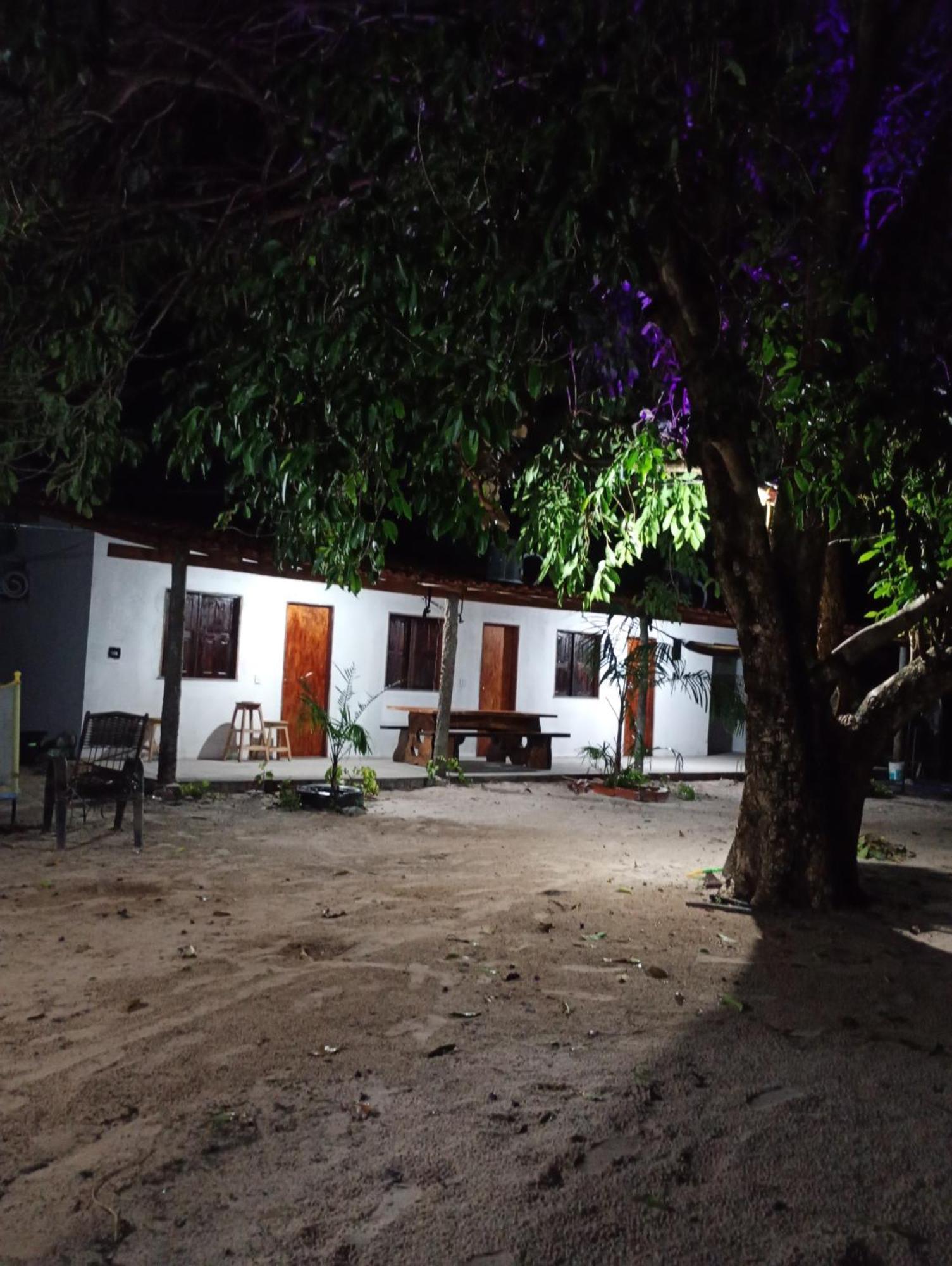 Hostel E Camping Na Rua Das Flores Santo Amaro do Maranhao Dış mekan fotoğraf